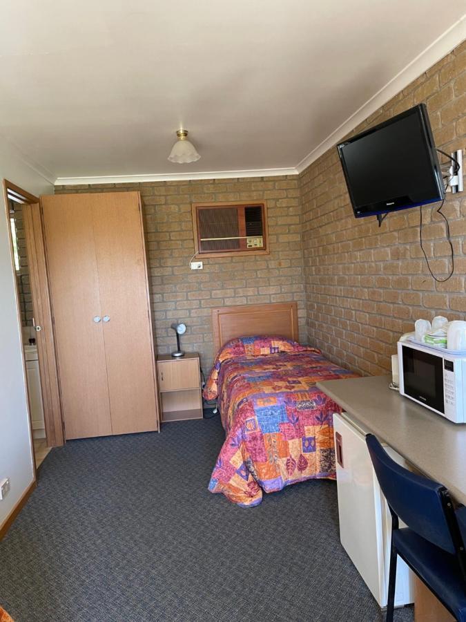 Darling Junction Motor Inn Wentworth Eksteriør billede
